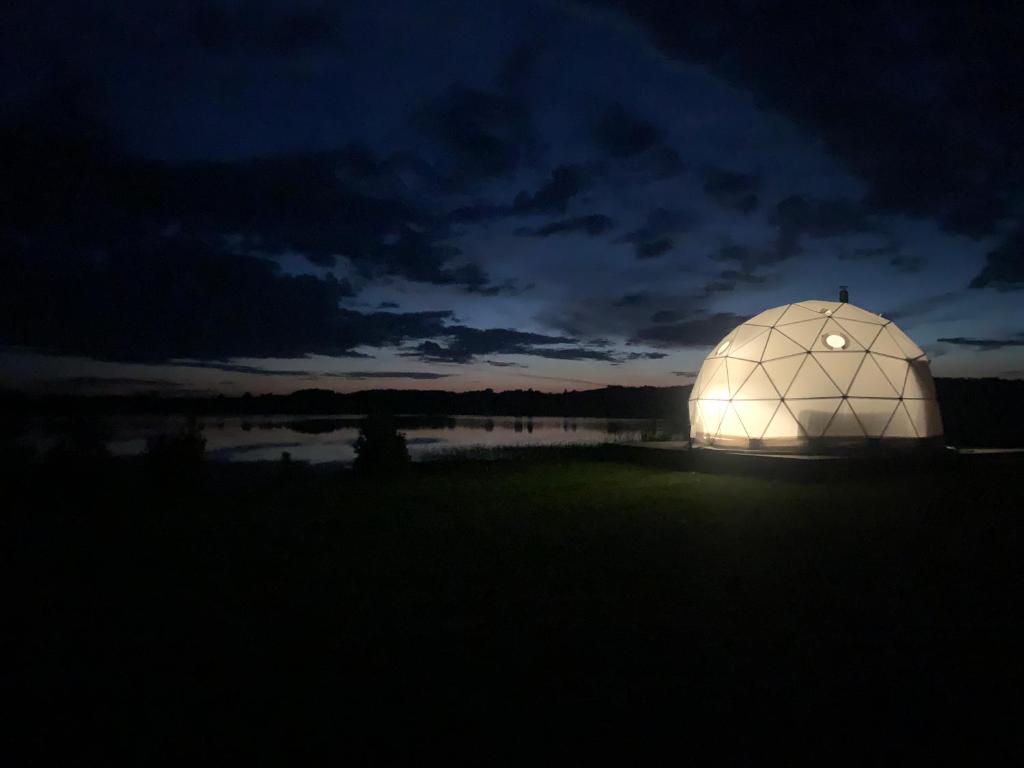 Příroda nedaleko luxury tent