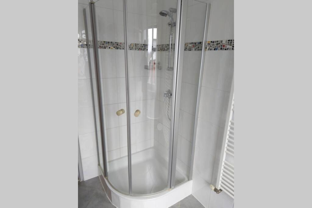 Kúpeľňa v ubytovaní Geräumiges Familienapartment