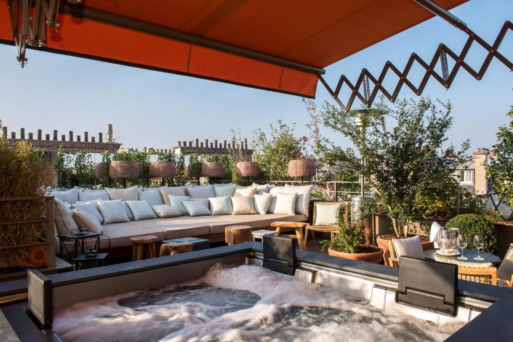 Brach Paris - Evok Collection