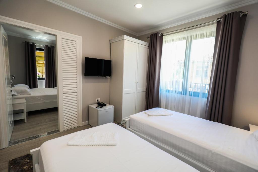 Hotel Peroni - Image 11