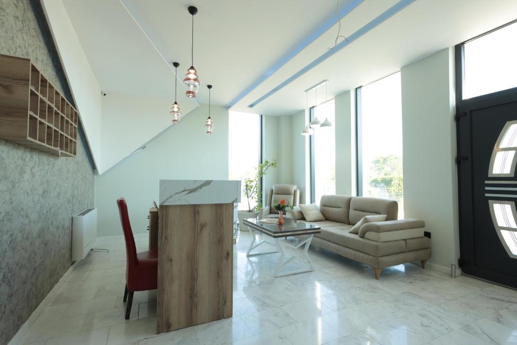 Posezení v ubytování HOTEL EMA