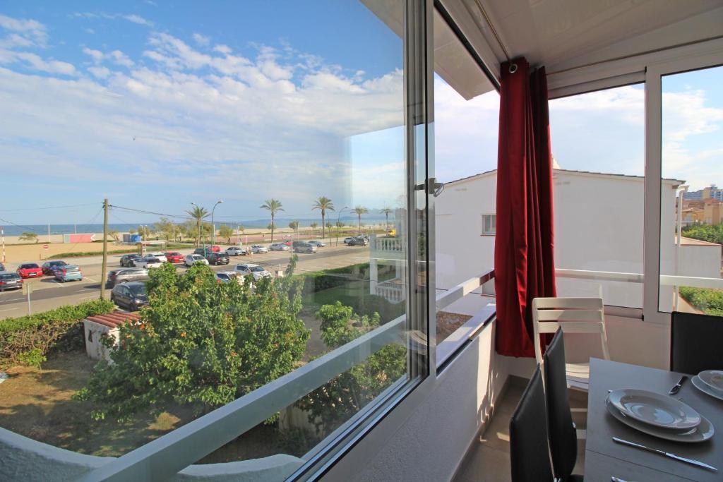 Balkón alebo terasa v ubytovaní Apart-rent Apartment Bahia 0014