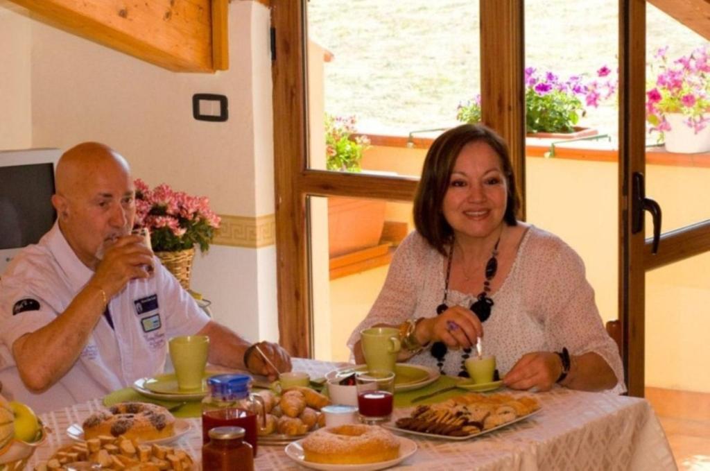 Jedlo v ubytovaní bed & breakfast alebo blízkom okolí