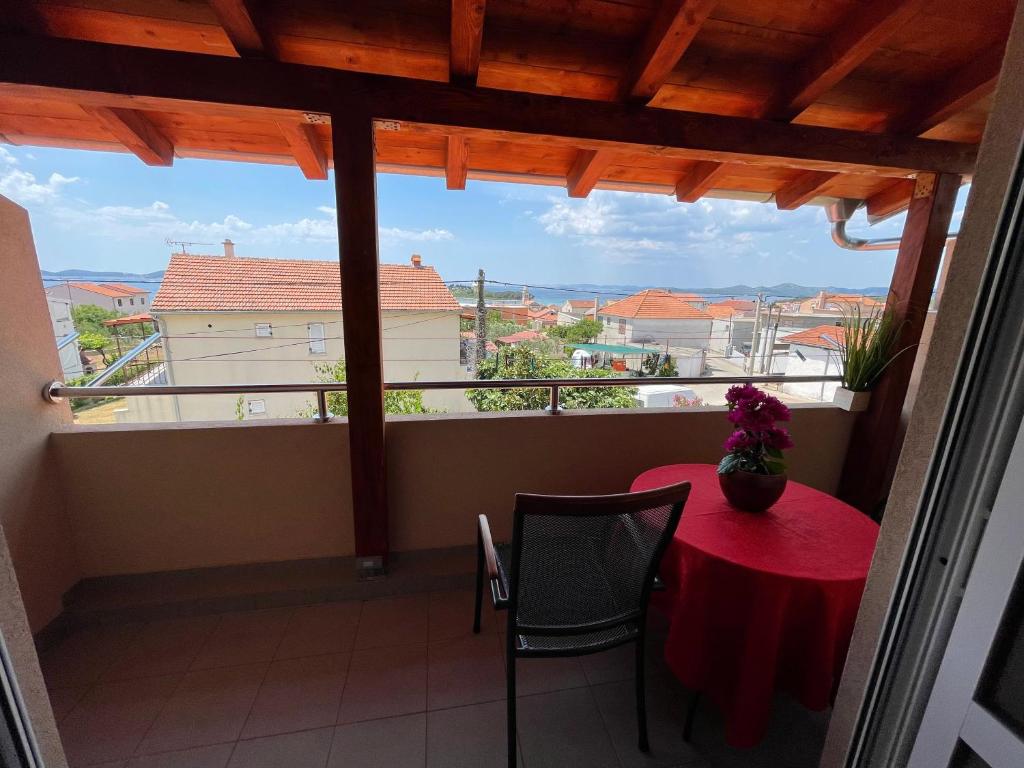 Balkón nebo terasa v ubytování Apartments Iva