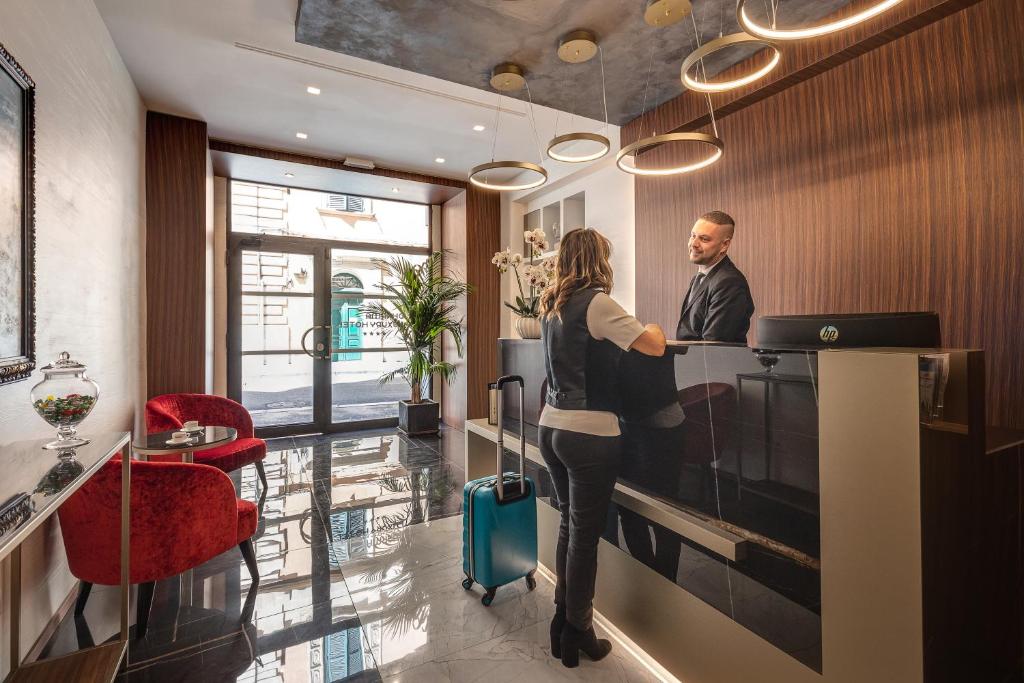 Dharma Luxury Hotel vendégei
