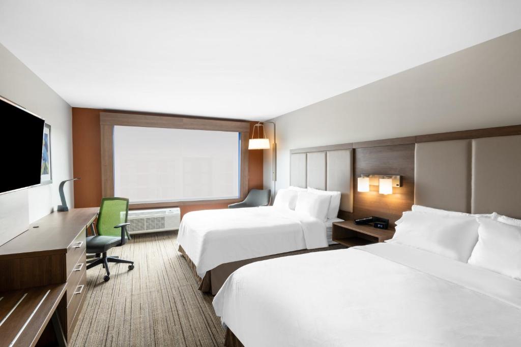 Holiday Inn Express & Suites - Phoenix - Airport North by IHG photo