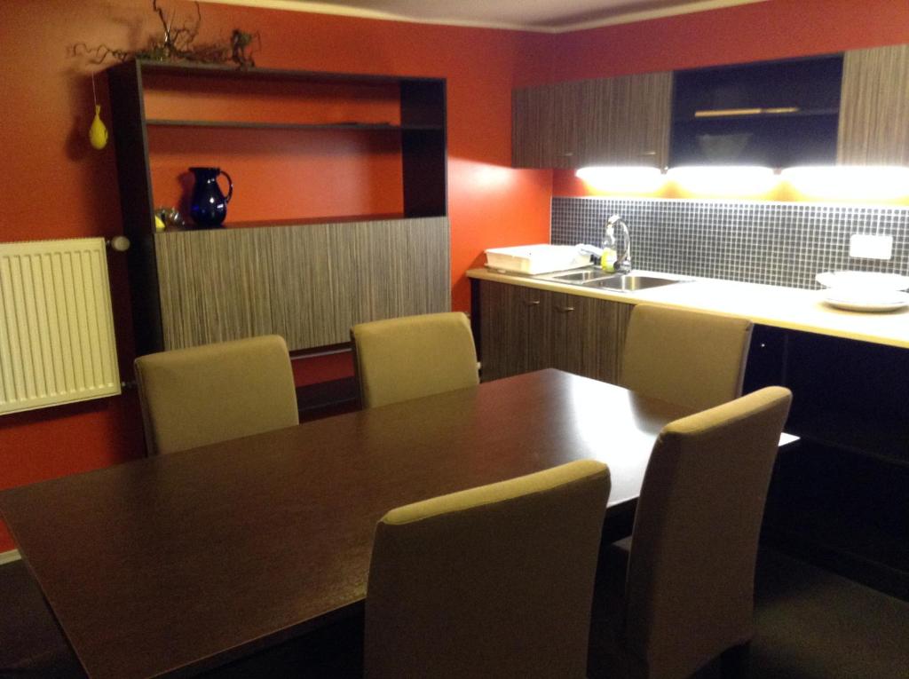 Kuchyň nebo kuchyňský kout v ubytování Hiiumaa Ametikooli Accommodation
