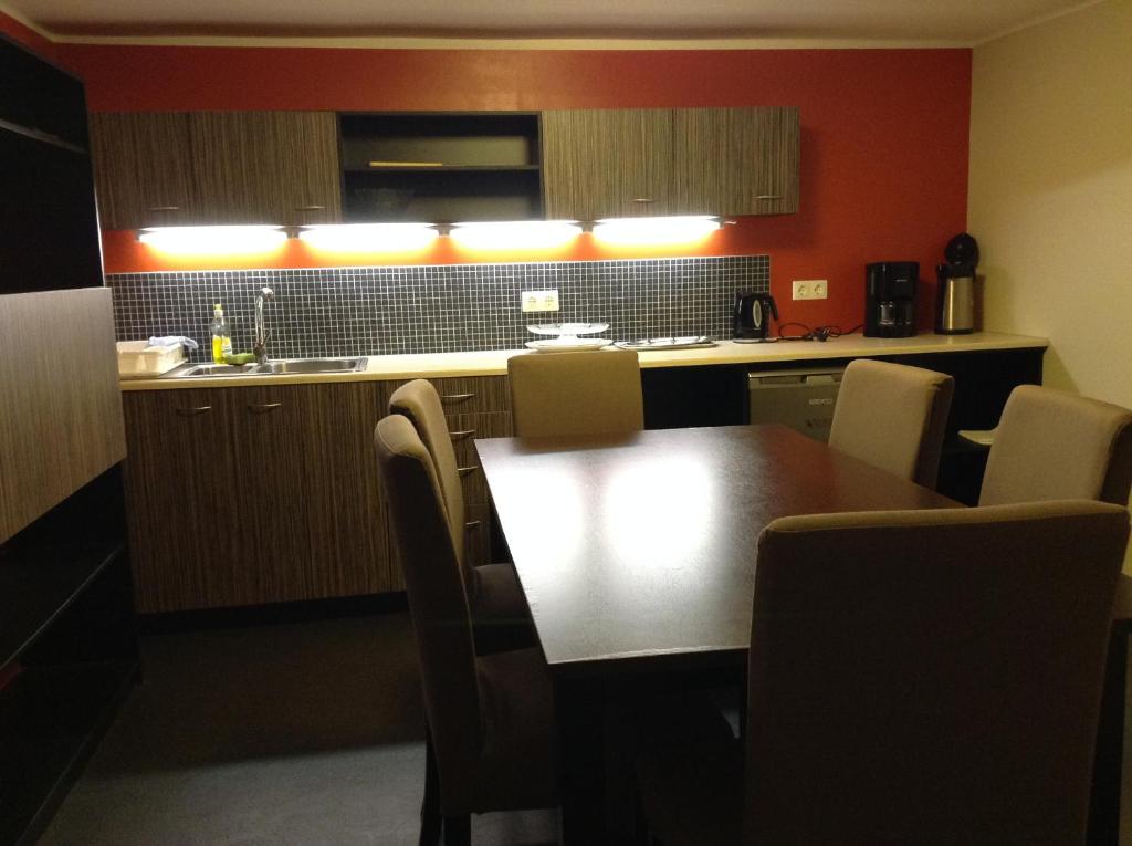 Kuchyň nebo kuchyňský kout v ubytování Hiiumaa Ametikooli Accommodation
