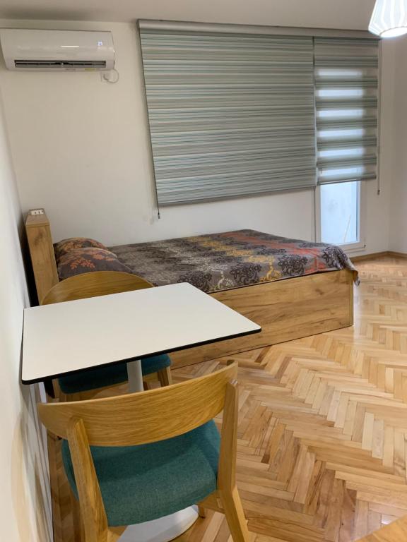 Clock tower apartments - 14