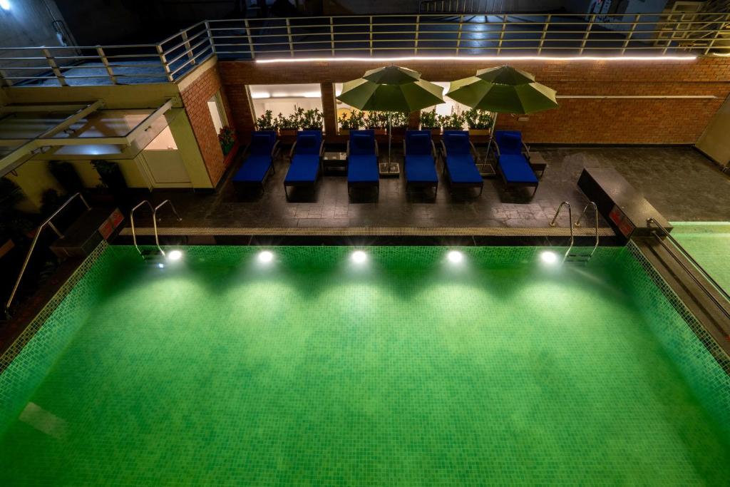 Bazén v ubytování Welcomhotel by ITC Hotels, RaceCourse, Coimbatore nebo v jeho okolí