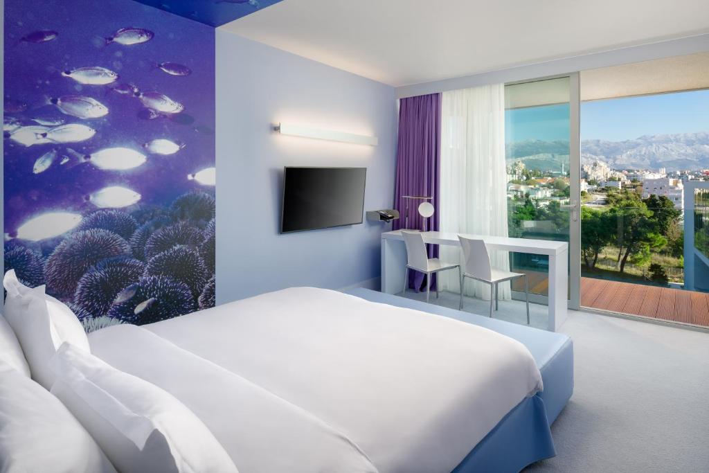 Radisson Blu Resort & Spa - 带有城市景观和阳台的优质房间