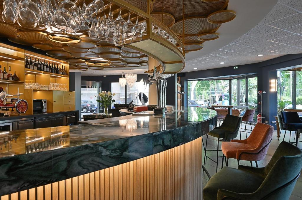 Гостиная зона в Dali Hôtel Perpignan - Restaurant