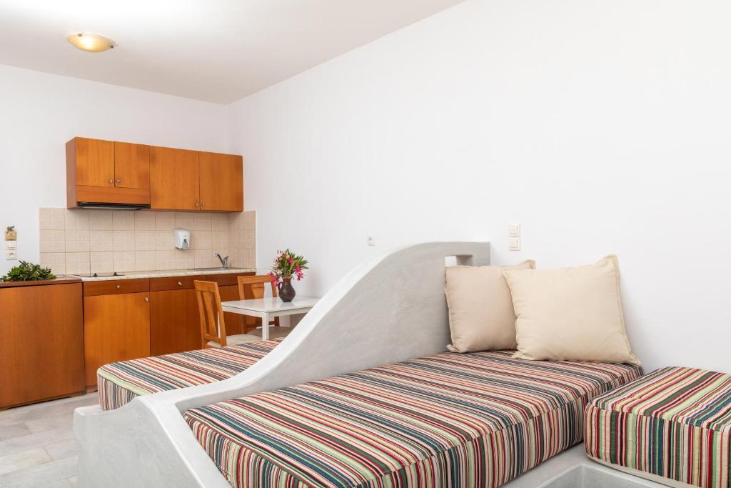 Kuchyňa alebo kuchynka v ubytovaní Naxos Kalimera Apartments