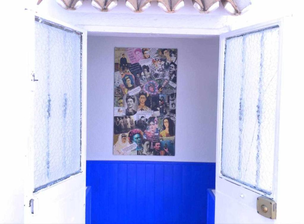 Fotografia z galérie ubytovania El Mundo de Frida Parking y terraza v destinácii Conil de la Frontera
