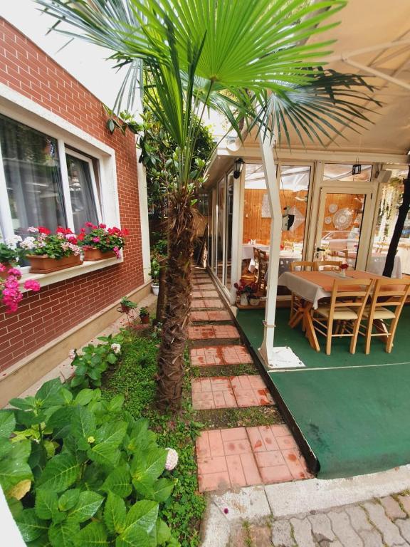 Hotel Vila 60 - Image 5