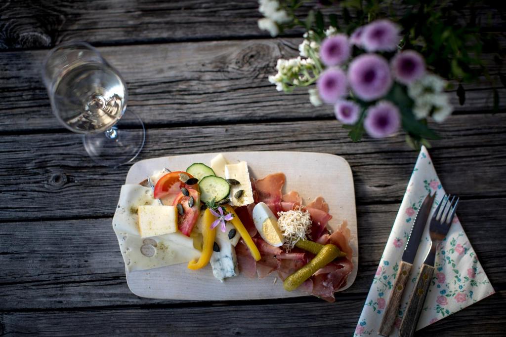 Cibo presso l'affittacamere o nelle vicinanze