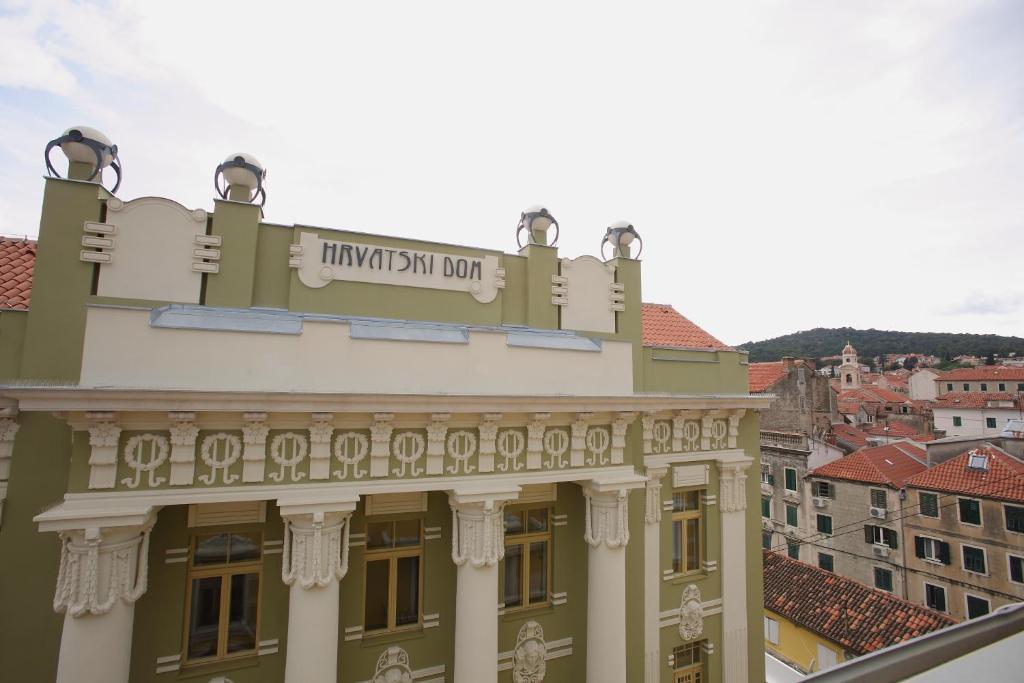 Budova, kde se apartmán nachází