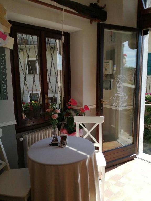 Balkón nebo terasa v ubytování B&B Il Folletto del Lago