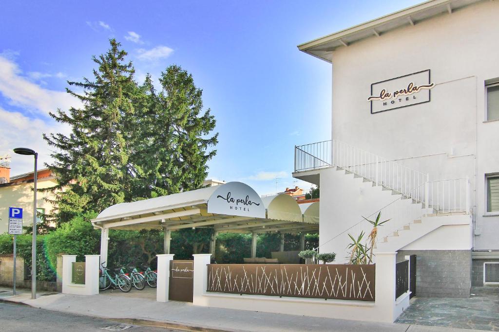 Budova, v ktorej sa hotel nachádza