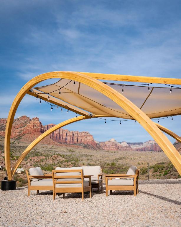 Příroda nedaleko luxury tent