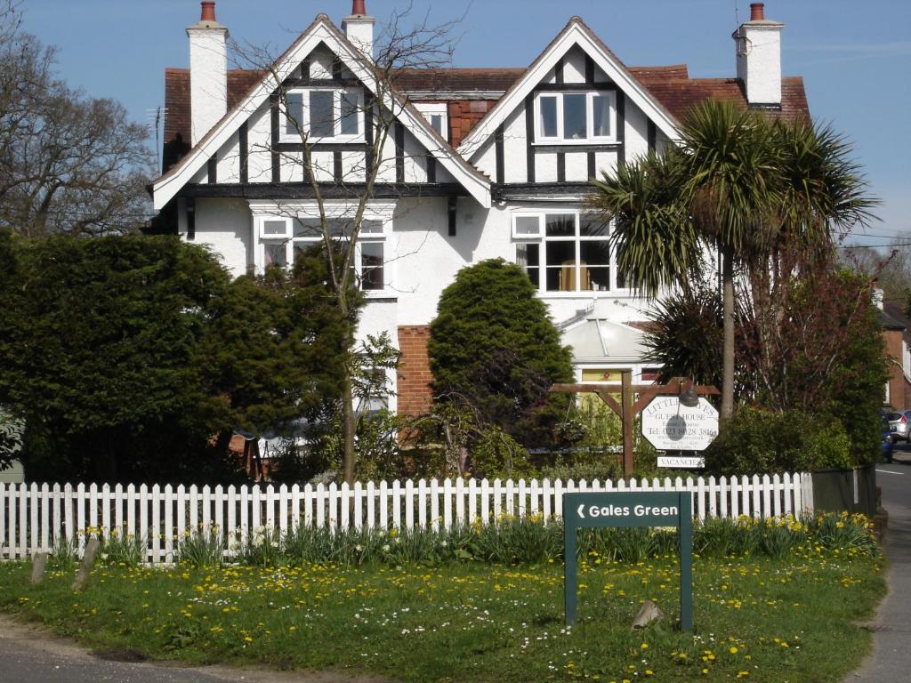 Little Hayes B&B / Guest House in Lyndhurst, Hampshire, England