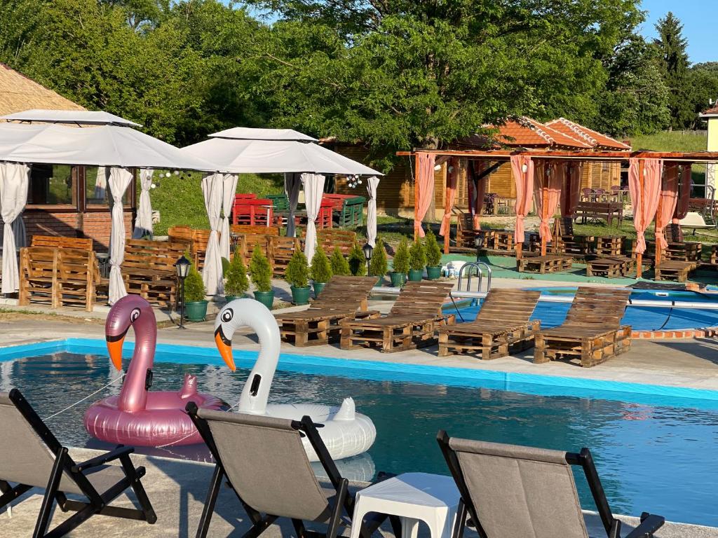 Bazén v ubytování Holiday Home Rodjak sa sela nebo v jeho okolí