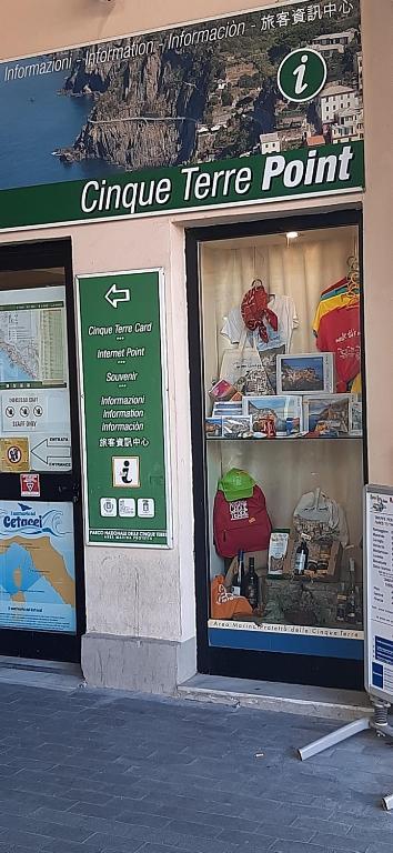 Fotografie z fotogalerie ubytování SABRILUNA ROOMS v destinaci La Spezia