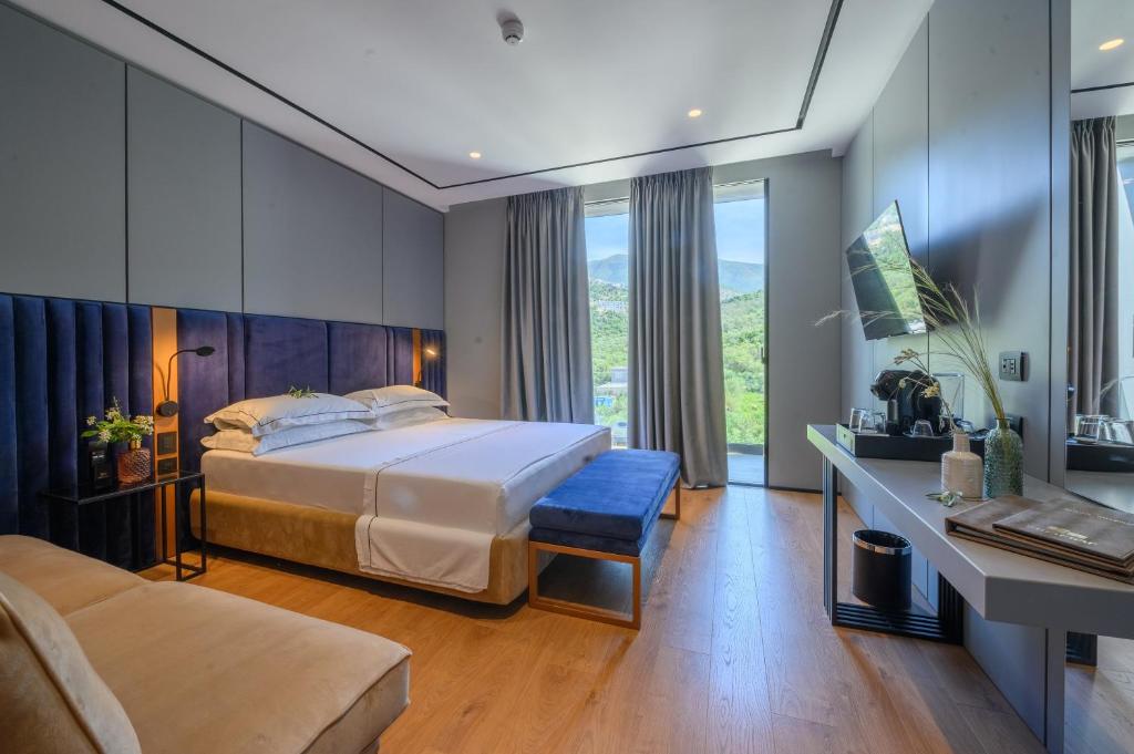 Miamar Luxury Hotel & Spa - Image 2