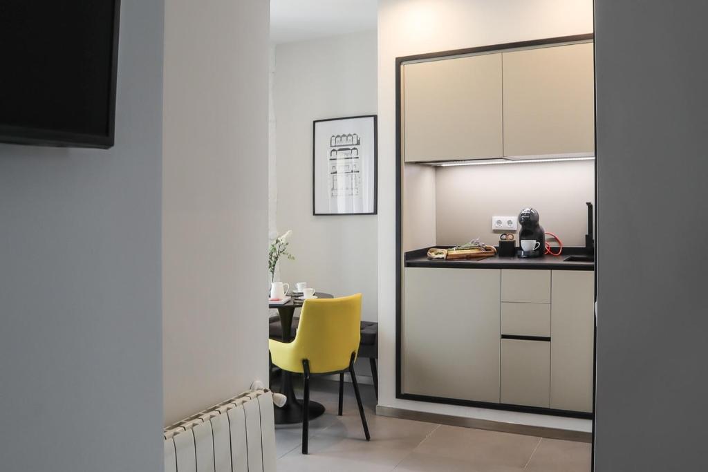 EL ZAGUÁN DE LA JUDERÍA - 14