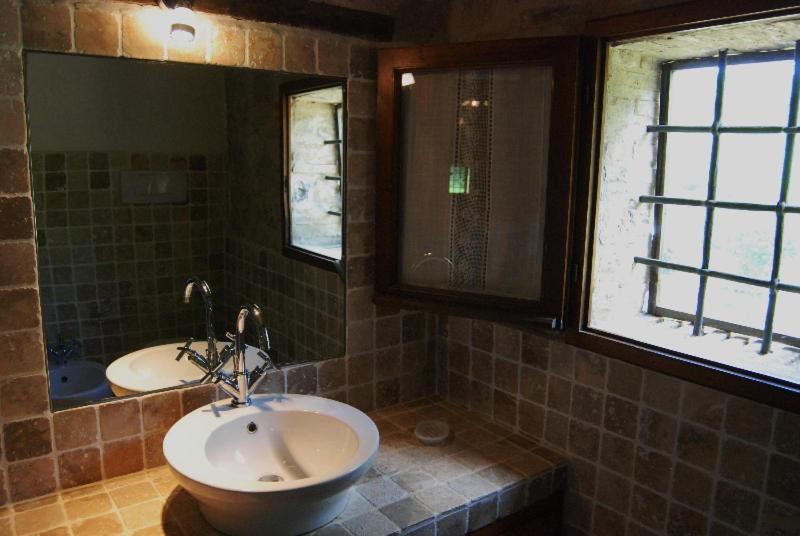 Koupelna v ubytování Agriturismo I Sassi Grossi