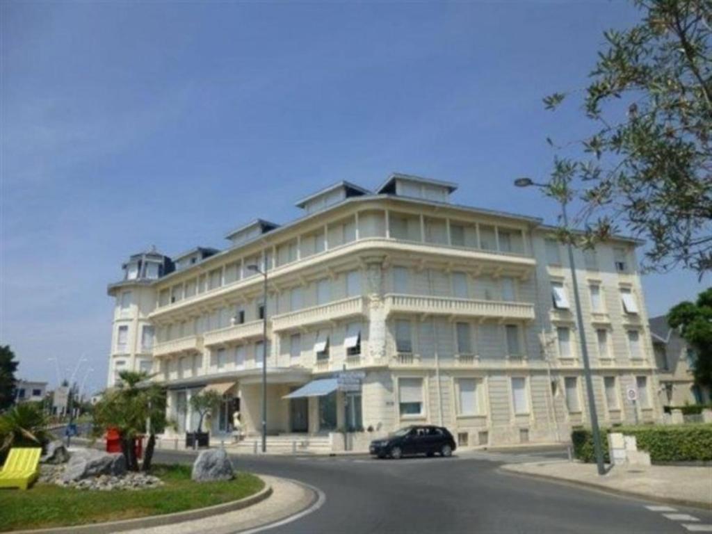Appartement Vaux-sur-Mer, 2 pièces, 4 personnes - FR-1-305A-11