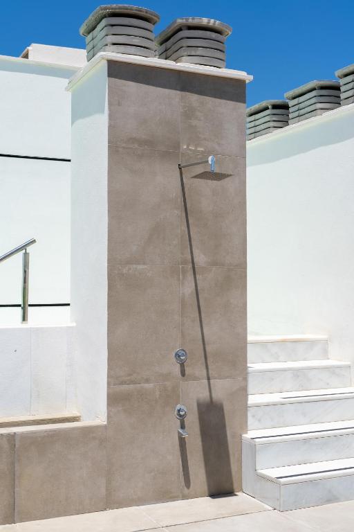 Limehome Sevilla Calle Torcuato Luca de Tena - Digital Access - Resim 45