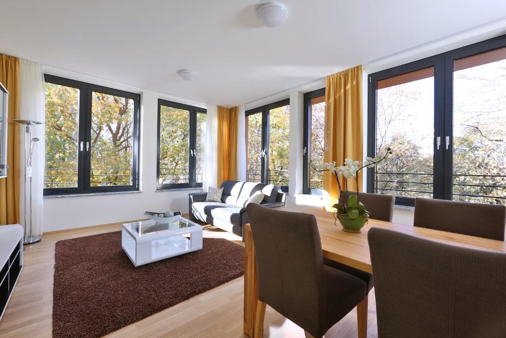 Business Suiten - 12