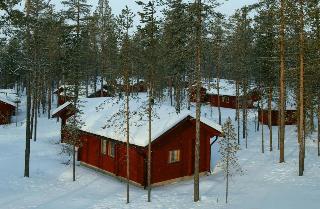 Jeris Lakeside Resort Cabins v zimě
