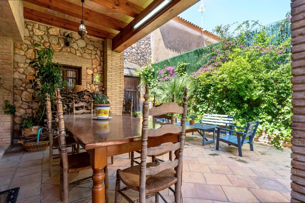 Patio alebo iná vonkajšia časť ubytovania Hauzify I Palauet del Remei