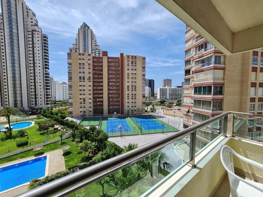 Výhled na bazén z ubytování Apartamento Completo Torresol I nebo okolí