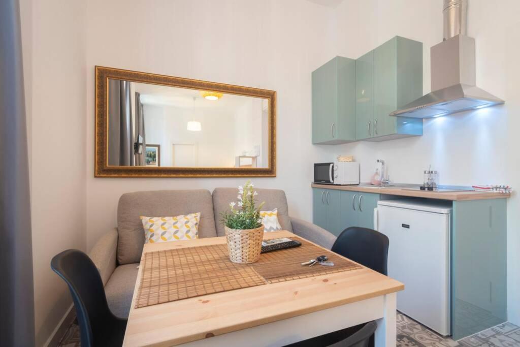 Kuchyň nebo kuchyňský kout v ubytování Rosarioseis LOFT MIRADOR DE MORAYMA