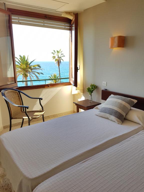 Posteľ alebo postele v izbe v ubytovaní Hotel Maeva ,1 star B&B