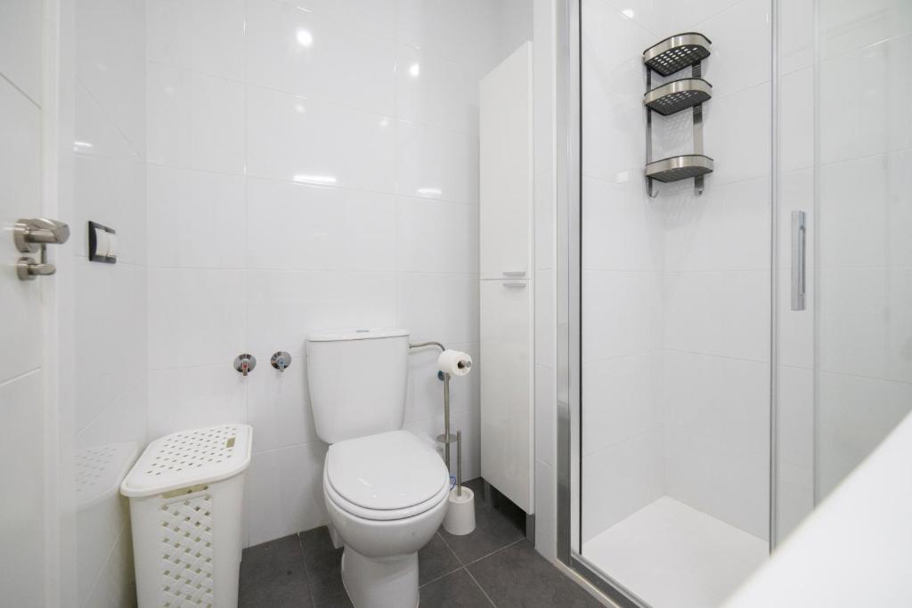A bathroom at Alohamundi Olavide