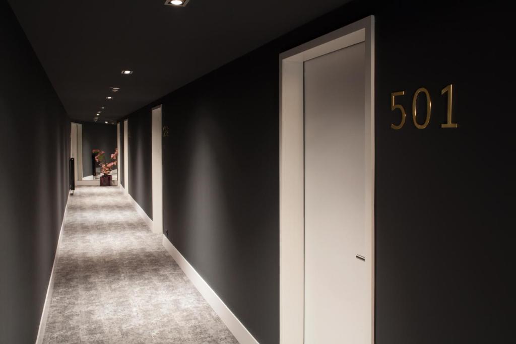 AMANO HOME Apartments