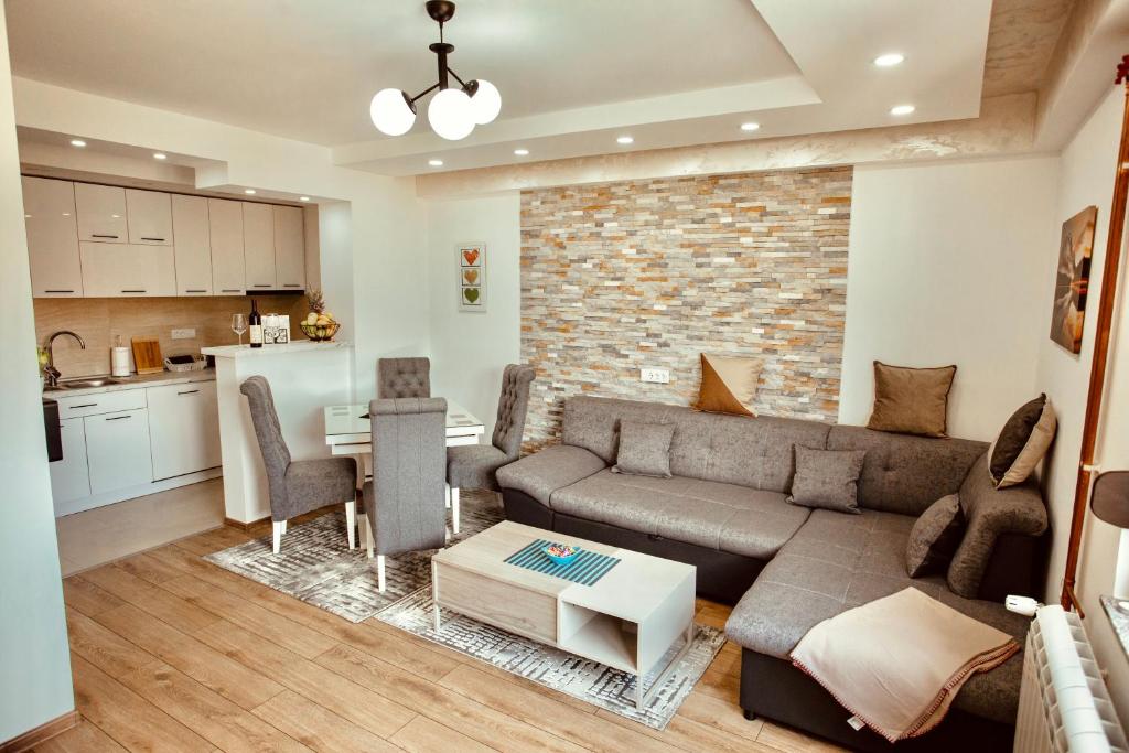 Kuchyň nebo kuchyňský kout v ubytování Apartmani IN Zlatar