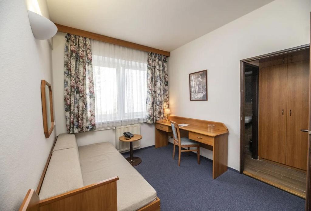 Hotel Astra - Resim 13