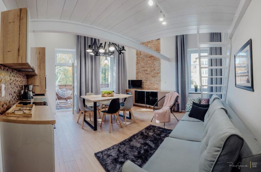 Posedenie v ubytovaní Apartament LUX Cieplice