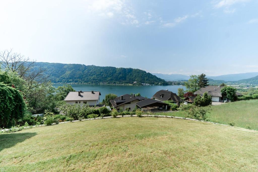 BergnSee - Ferienhaus Ossiacher See by Seebnb