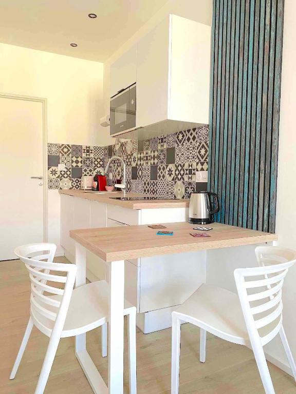 Bleu Soleil Rochefort 3 étoiles - Apartamento Estudio