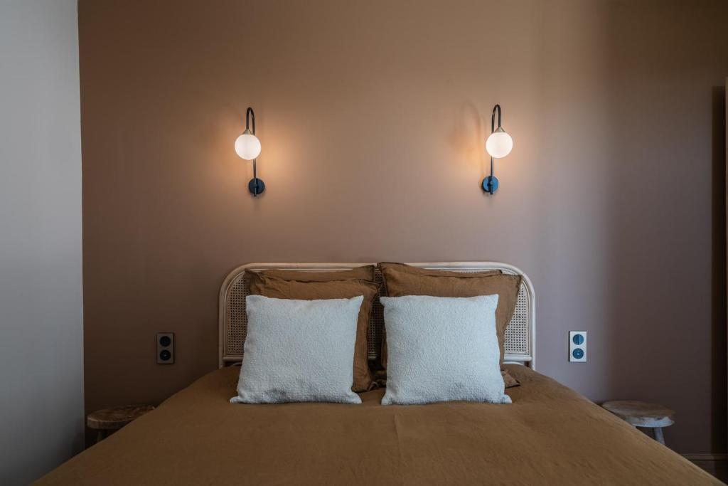 Postel nebo postele na pokoji v ubytování La Grange De Léonie, Chambres d'hôtes avec Piscine et Spa