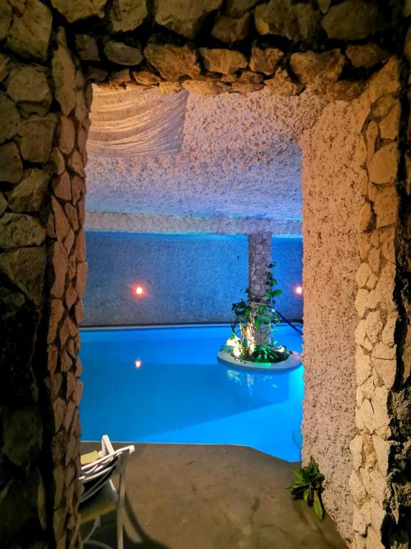 Bazén v ubytování Mayan Majesty Boutique Hotel nebo v jeho okolí