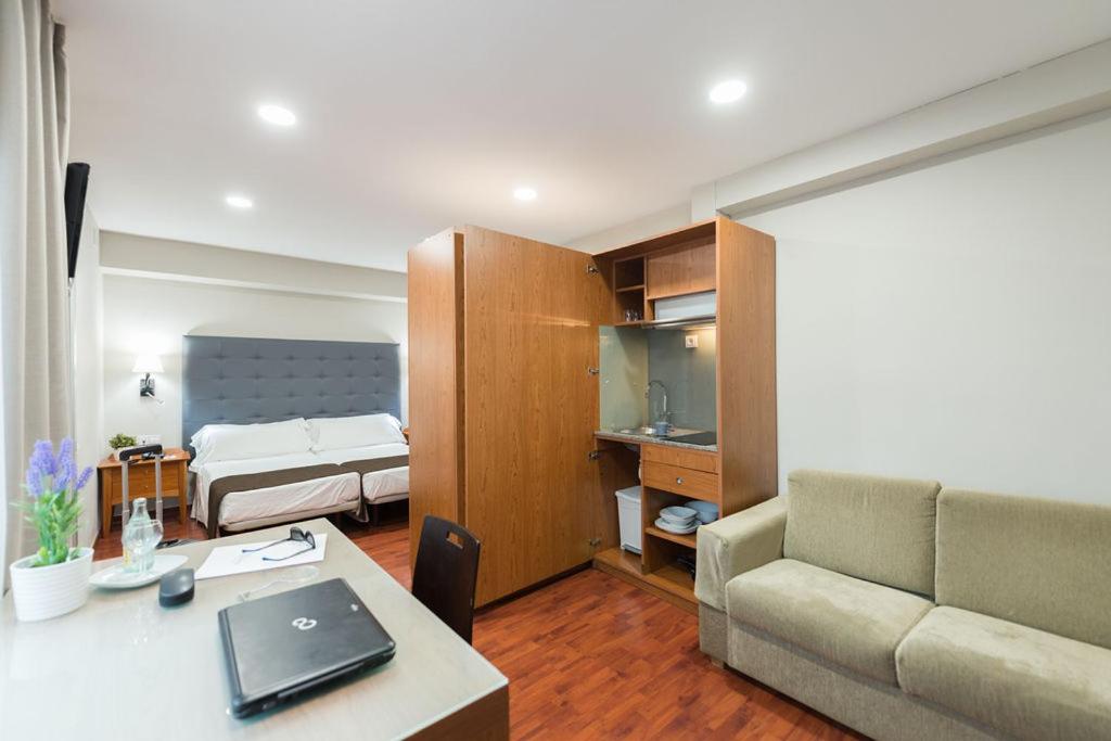 Senator Barcelona Apartments - Resim 24