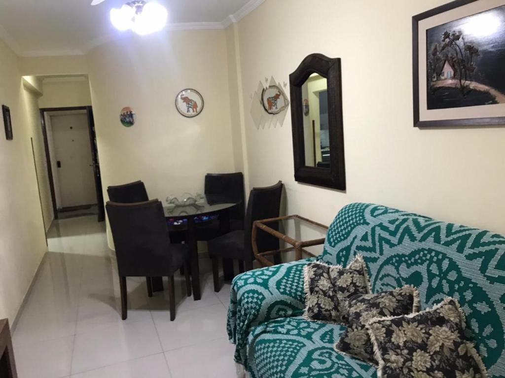  APARTAMENTO ENSEADA/GUARUJÁ