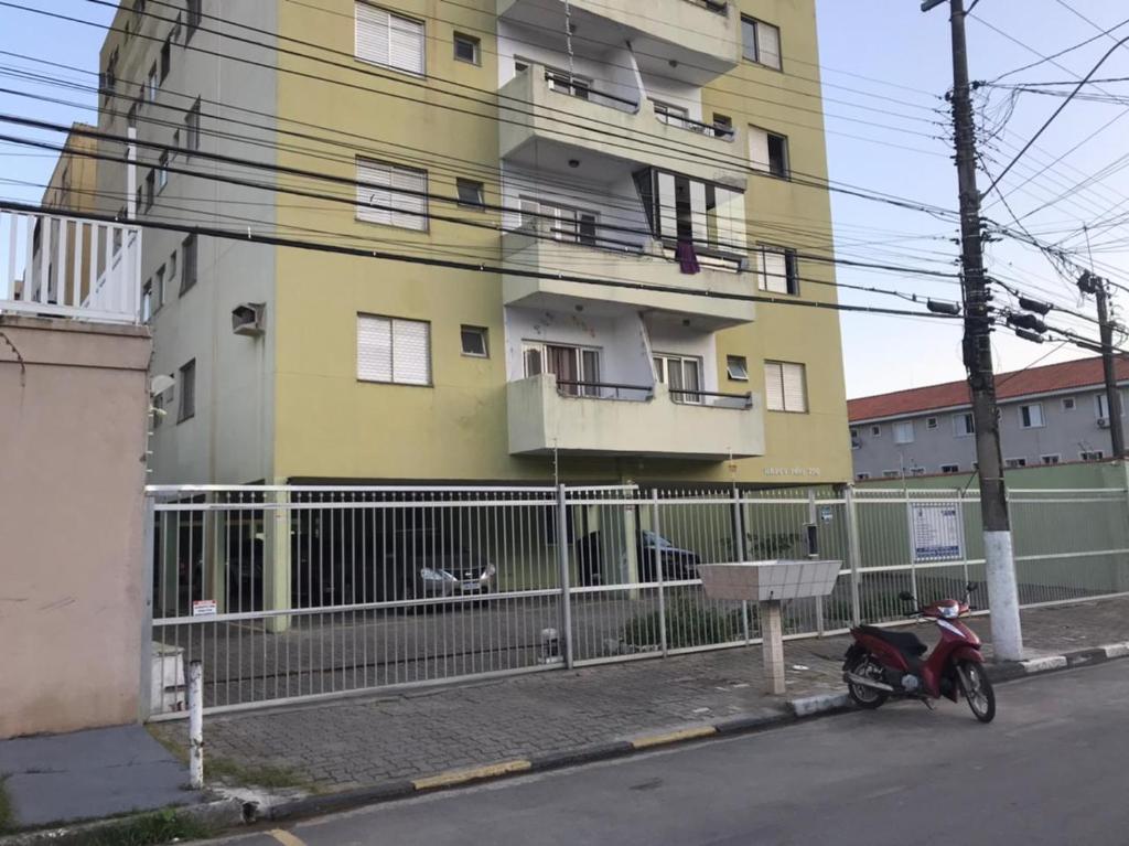  APARTAMENTO ENSEADA/GUARUJÁ